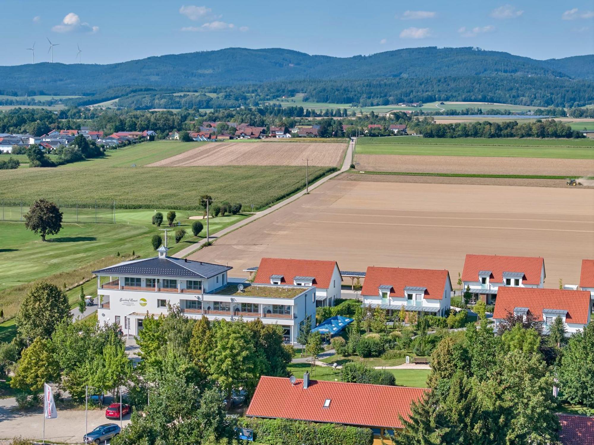 Bachhof Resort Hotel Kirchroth Экстерьер фото
